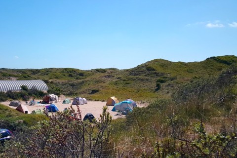 Camping de Lakens Schelpengat links tentplaats.jpg